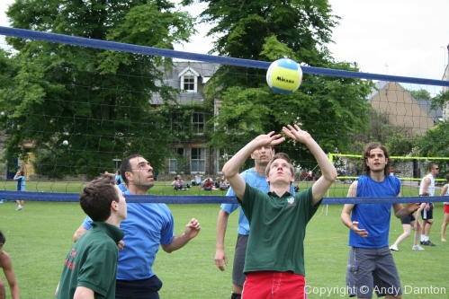 Volleyball Cuppers - Team Girton - Photo 12